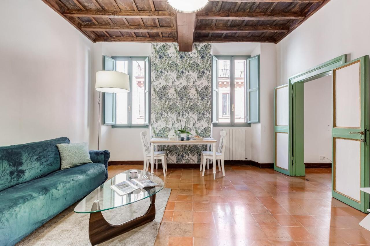 The Unique Pantheon Apartment Rom