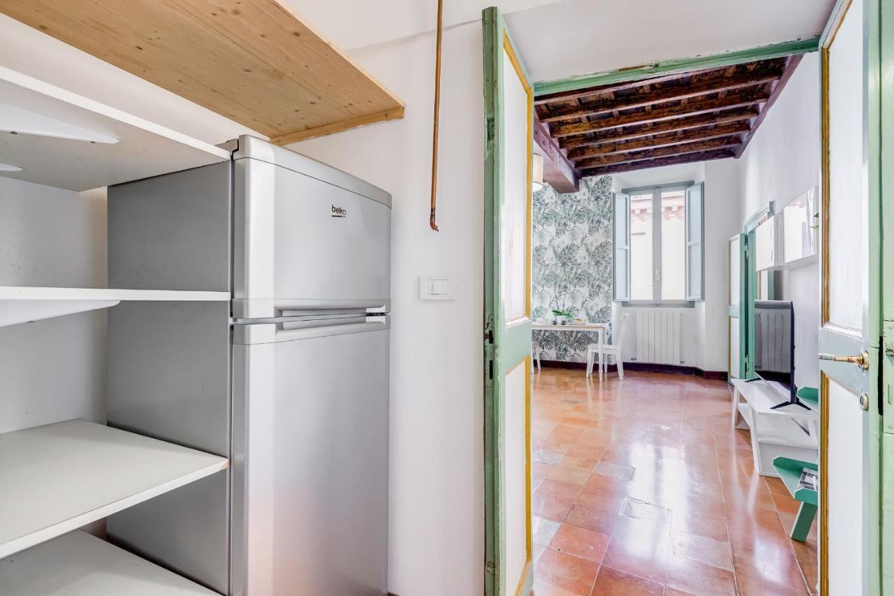 The Unique Pantheon Apartment