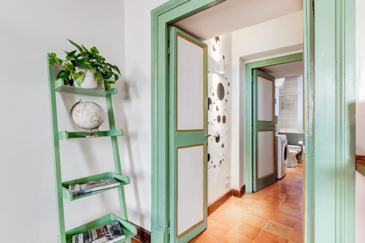 The Unique Pantheon Apartment Rom
